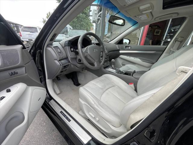 Photo of 2012 Black INFINITI G37x
