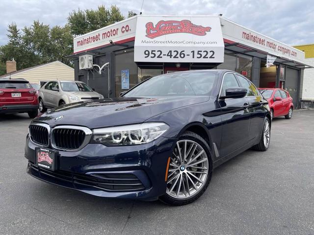 Photo of 2019 Imperial Blue Metallic BMW 530