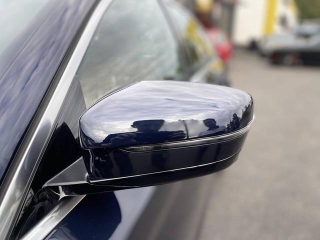 Photo of 2019 Imperial Blue Metallic BMW 530