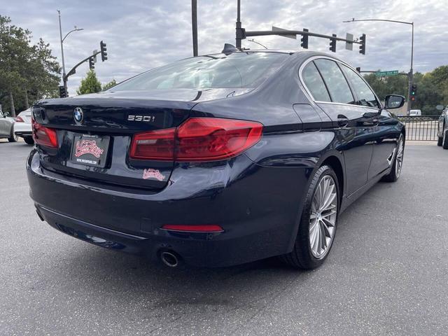 Photo of 2019 Imperial Blue Metallic BMW 530