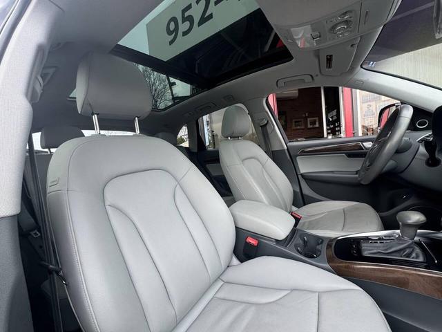 Photo of 2015 Blue Audi Q5