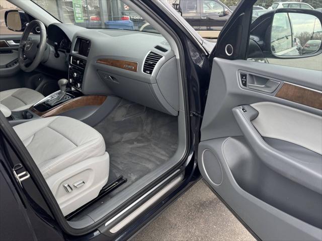 Photo of 2015 Blue Audi Q5