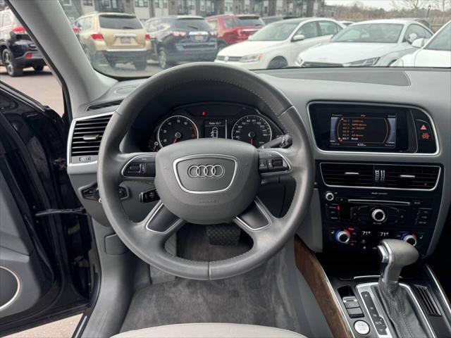 Photo of 2015 Blue Audi Q5