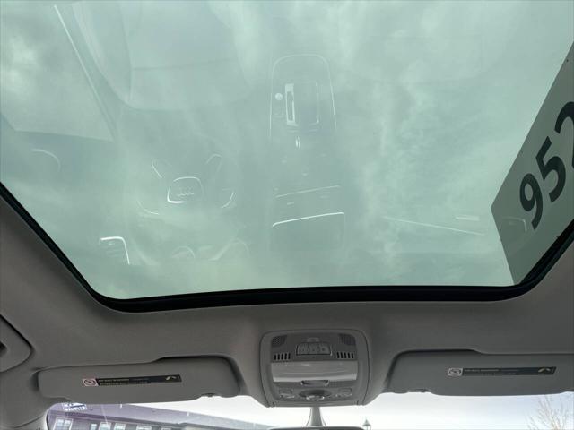 Photo of 2015 Blue Audi Q5