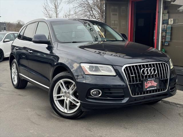 Photo of 2015 Blue Audi Q5
