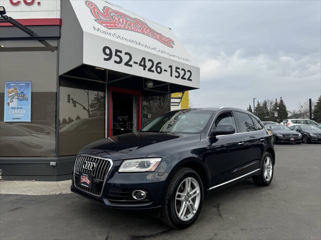 Photo of 2015 Blue Audi Q5