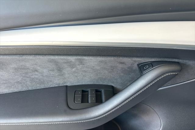 Photo of 2023 Pearl White Multi-Coat Tesla Model 3
