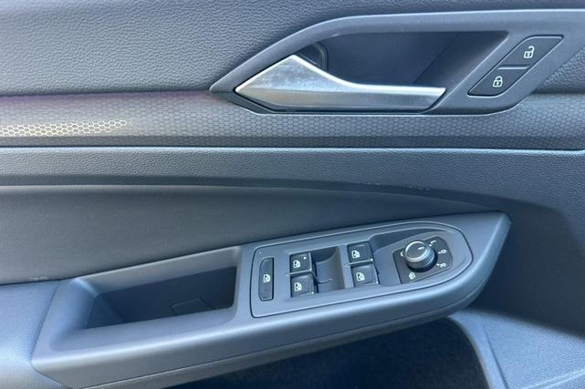 Photo of 2024 Reflex Silver Metallic Volkswagen Golf GTI