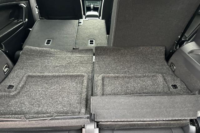 Photo of 2020 Deep Black Pearl Volkswagen Tiguan