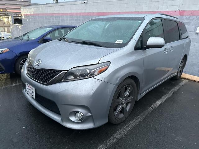 2016 Toyota Sienna