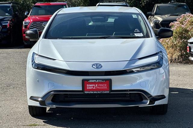 Photo of 2026 Wind Chill Prl Toyota Prius