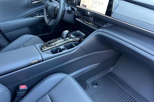 Photo of 2026 Bronze Toyota Crown