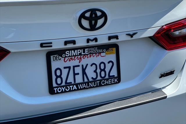 Photo of 2022 Wind Chill Pearl Toyota Camry