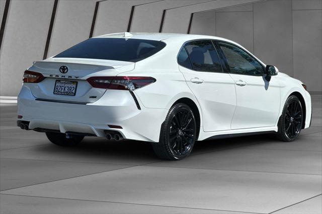 Photo of 2022 Wind Chill Pearl Toyota Camry
