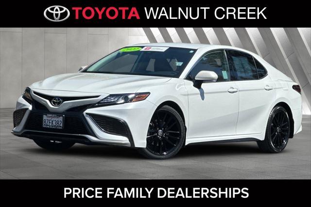 Photo of 2022 Wind Chill Pearl Toyota Camry