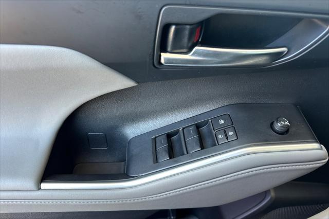 Photo of 2022 Wind Chill Pearl Toyota Highlander