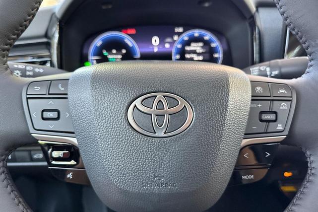 Photo of 2025 Supersonic Red Toyota Camry