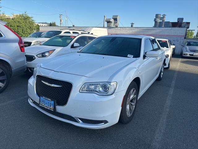 2016 Chrysler 300