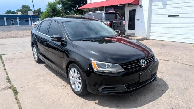 Photo of 2013 Black Uni Volkswagen Jetta