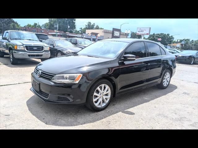 Photo of 2013 Black Uni Volkswagen Jetta