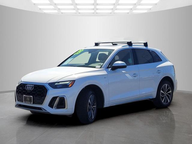 Photo of 2023 White Audi Q5
