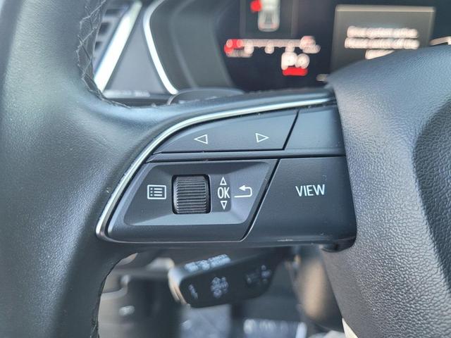 Photo of 2023 White Audi Q5