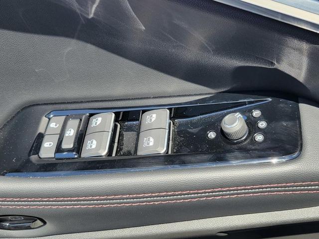 Photo of 2025 Baltic Gray Metallic Clearcoat Jeep Wagoneer S