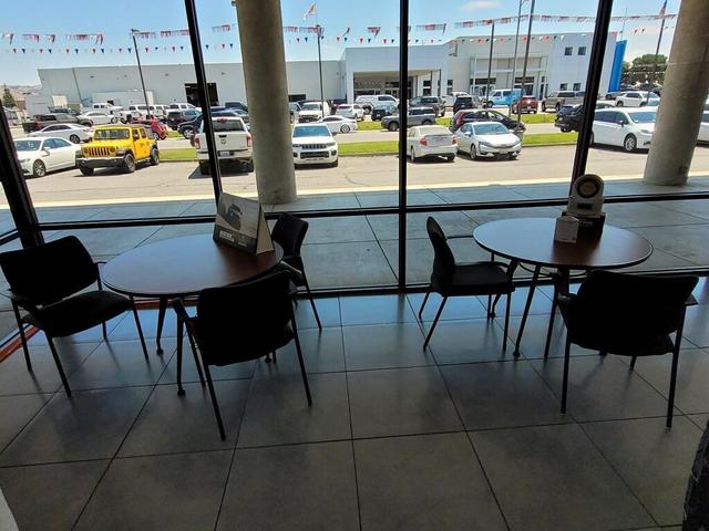Photo of 2024 Crystal White Tricoat Cadillac XT5