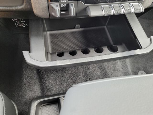 Photo of 2025 Billet Silver Metallic Clearcoat RAM 1500