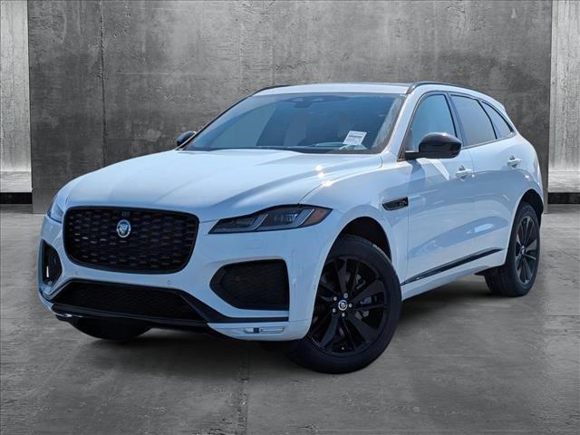 Photo of 2026 Fuji White Jaguar F-PACE