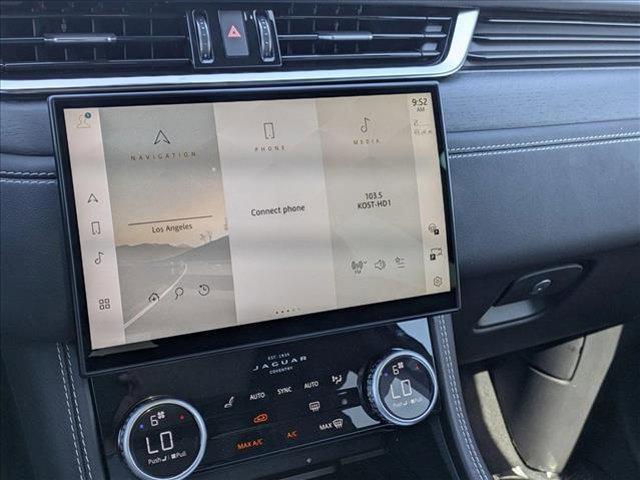 Photo of 2026 Fuji White Jaguar F-PACE