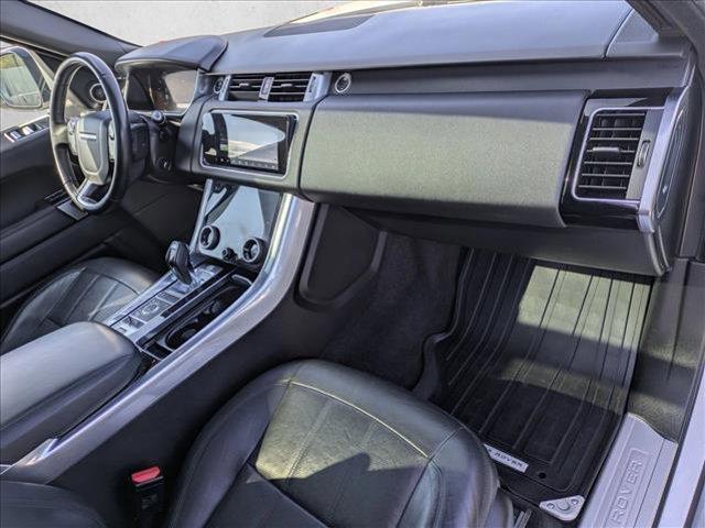 Photo of 2020 Fuji White Land Rover Range Rover Sport
