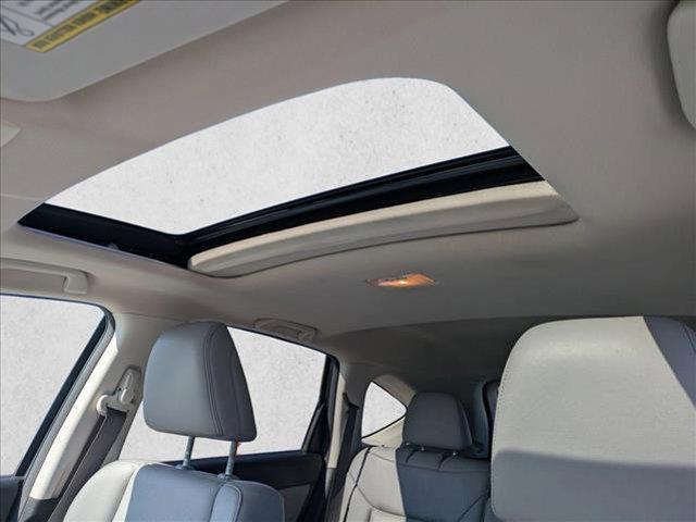 Photo of 2015 Silver/Gray Honda CR-V