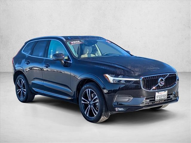 Photo of 2021 Onyx Black Metallic Volvo XC60