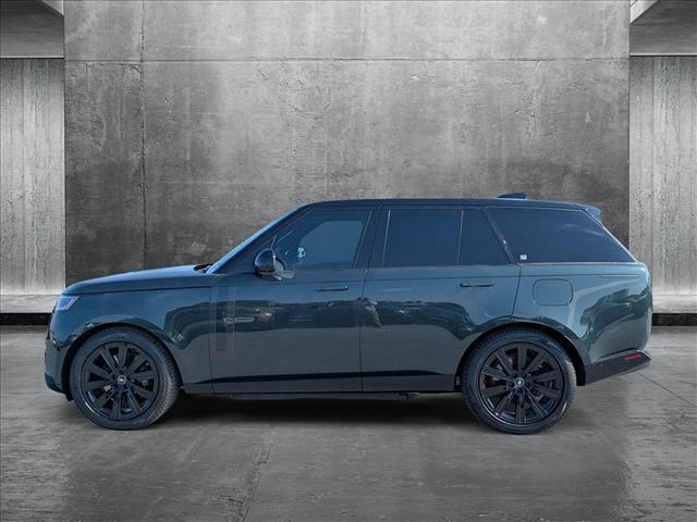 Photo of 2025 Belgravia Green Metallic Land Rover Range Rover