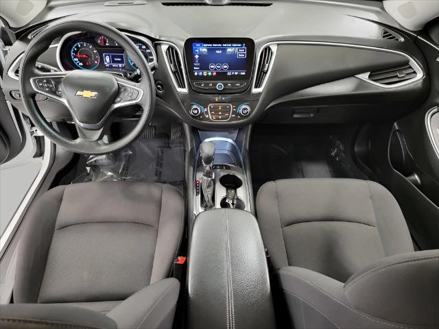 Photo of 2024 Summit White Chevrolet Malibu