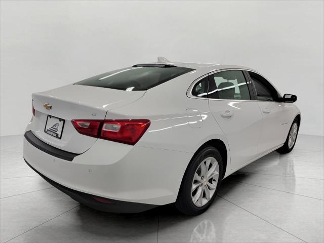 Photo of 2024 Summit White Chevrolet Malibu