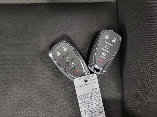 Photo of 2024 Summit White Chevrolet Malibu