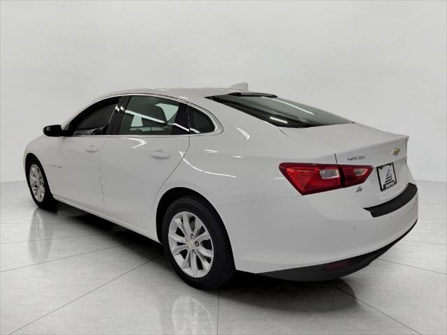 Photo of 2024 Summit White Chevrolet Malibu