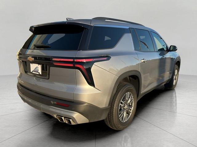Photo of 2025 Sterling Gray Metallic Chevrolet Traverse
