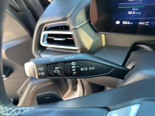 Photo of 2025 Sterling Gray Metallic Chevrolet Traverse