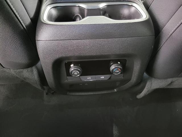 Photo of 2025 Sterling Gray Metallic Chevrolet Traverse