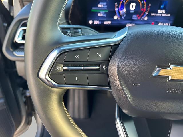 Photo of 2025 Sterling Gray Metallic Chevrolet Traverse