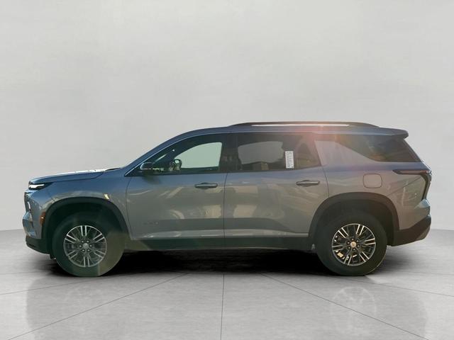 Photo of 2025 Sterling Gray Metallic Chevrolet Traverse