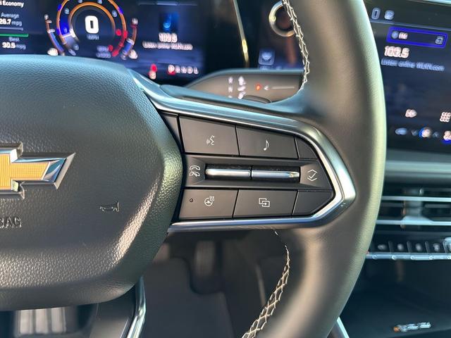 Photo of 2025 Sterling Gray Metallic Chevrolet Traverse