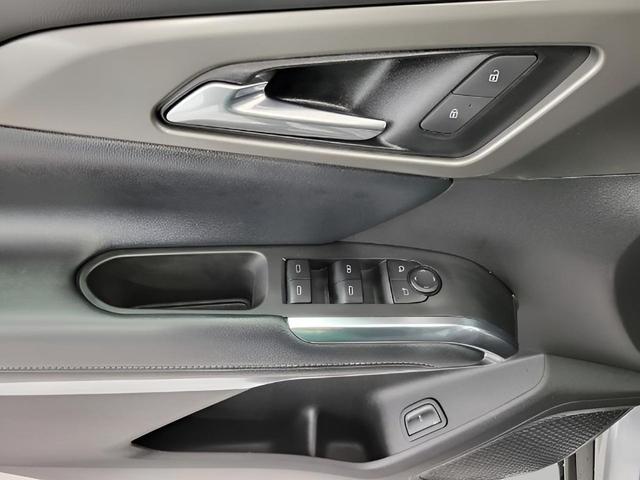 Photo of 2025 Sterling Gray Metallic Chevrolet Traverse
