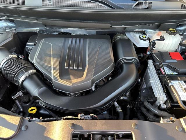 Photo of 2025 Sterling Gray Metallic Chevrolet Traverse
