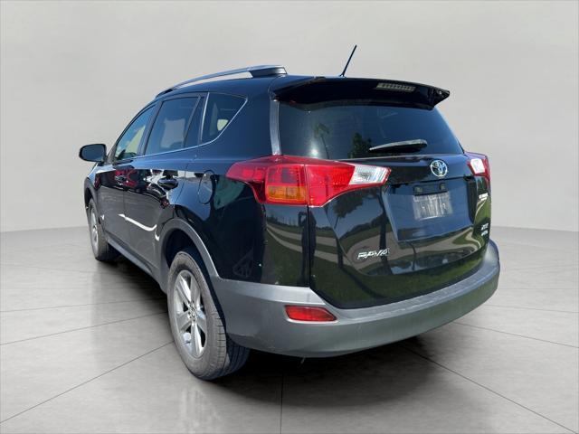 Photo of 2015 Black Toyota RAV4