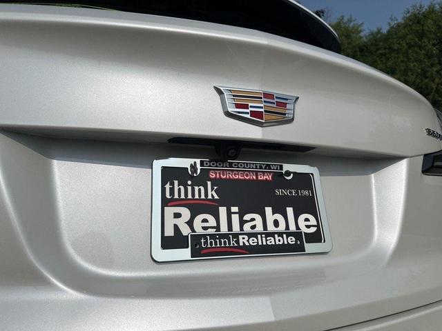 Photo of 2024 Crystal White Tricoat Cadillac XT4