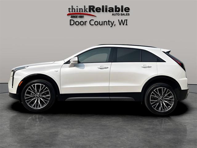 Photo of 2024 Crystal White Tricoat Cadillac XT4